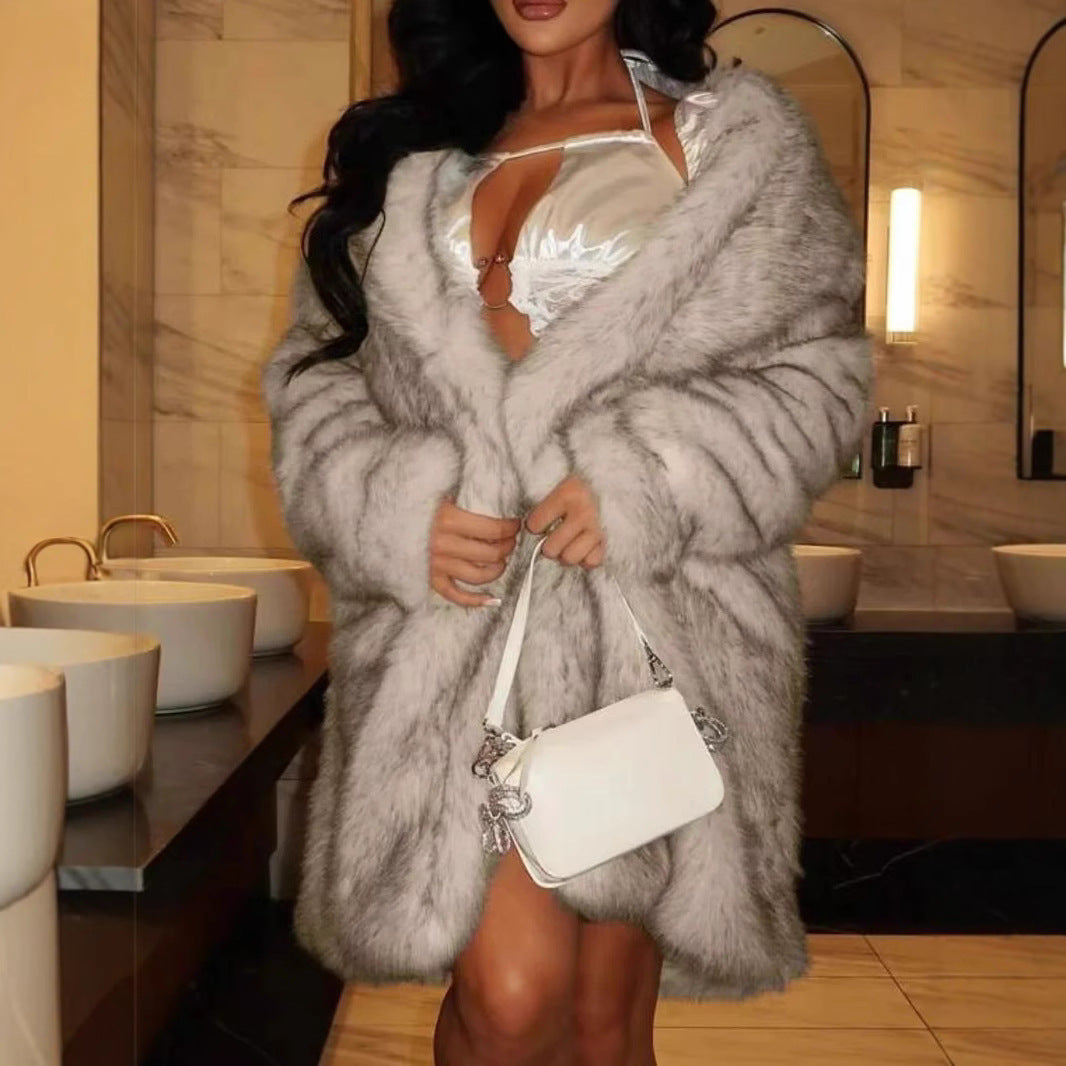 Vivatelle “Isolde” Manteau Long en Fausse Fourrure – Élégance Glamour