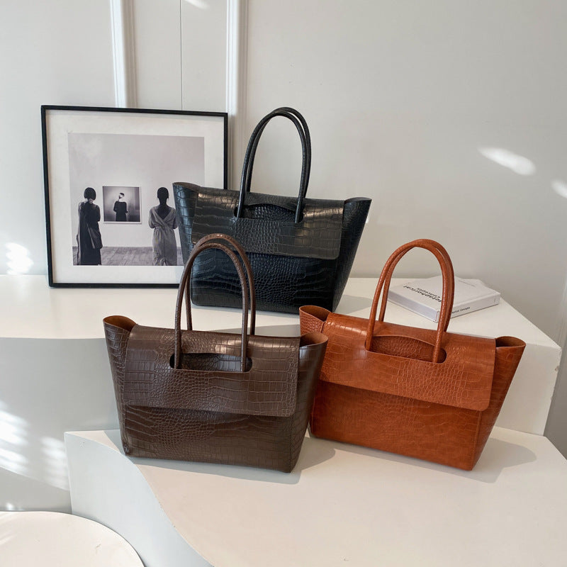 Sac à main Vivatelle “Céleste” – effet croco élégant