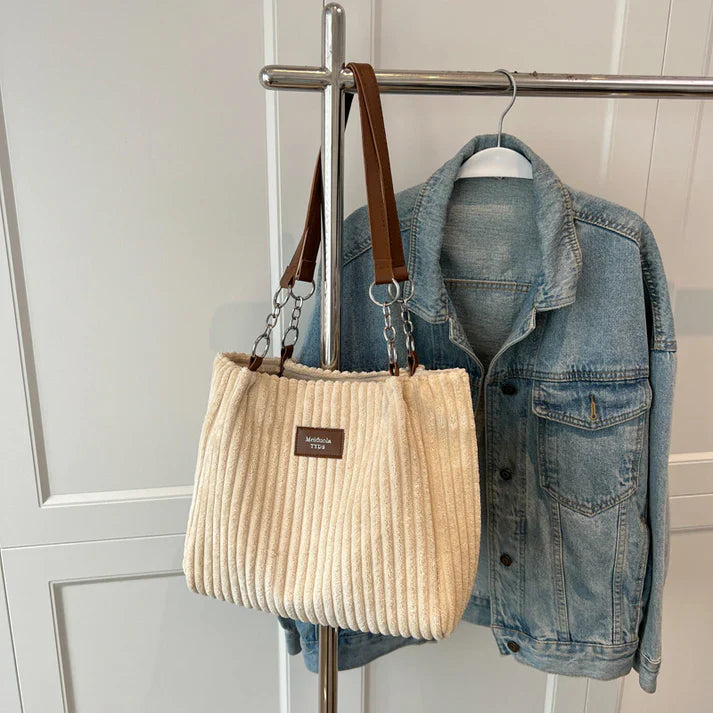 Mila Shoulder Bag for Fall and Winter