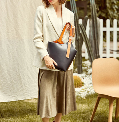 kela Chic Shoulder Bag