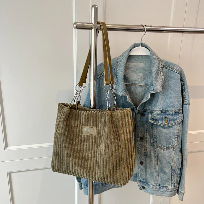 Mila Shoulder Bag for Fall and Winter