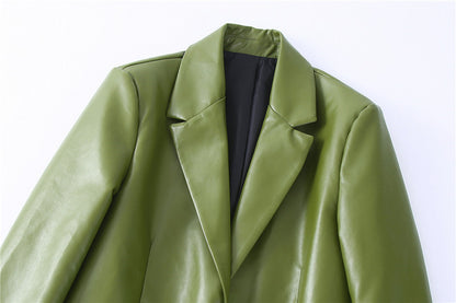 Ensemble en simili cuir Vivatelle “Émeraude” – blazer & pantalo